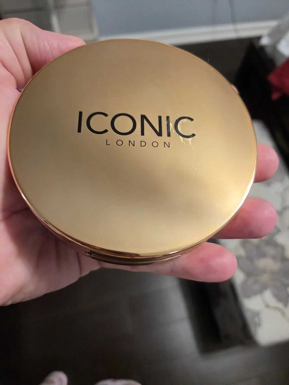 Iconic London Ultimate Bronzing Powder - deep Bronze .59 oz NwoB Vegan Makeup